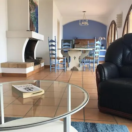 Casa Mirador De La Costa Brava بيت للعطل خيرونا